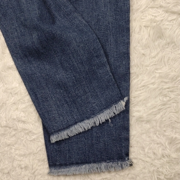 JUSTUSA Blue Whiskering Medium Wash Five Pocket Mid Rise Straight Leg Ankle Jean - Picture 13 of 15